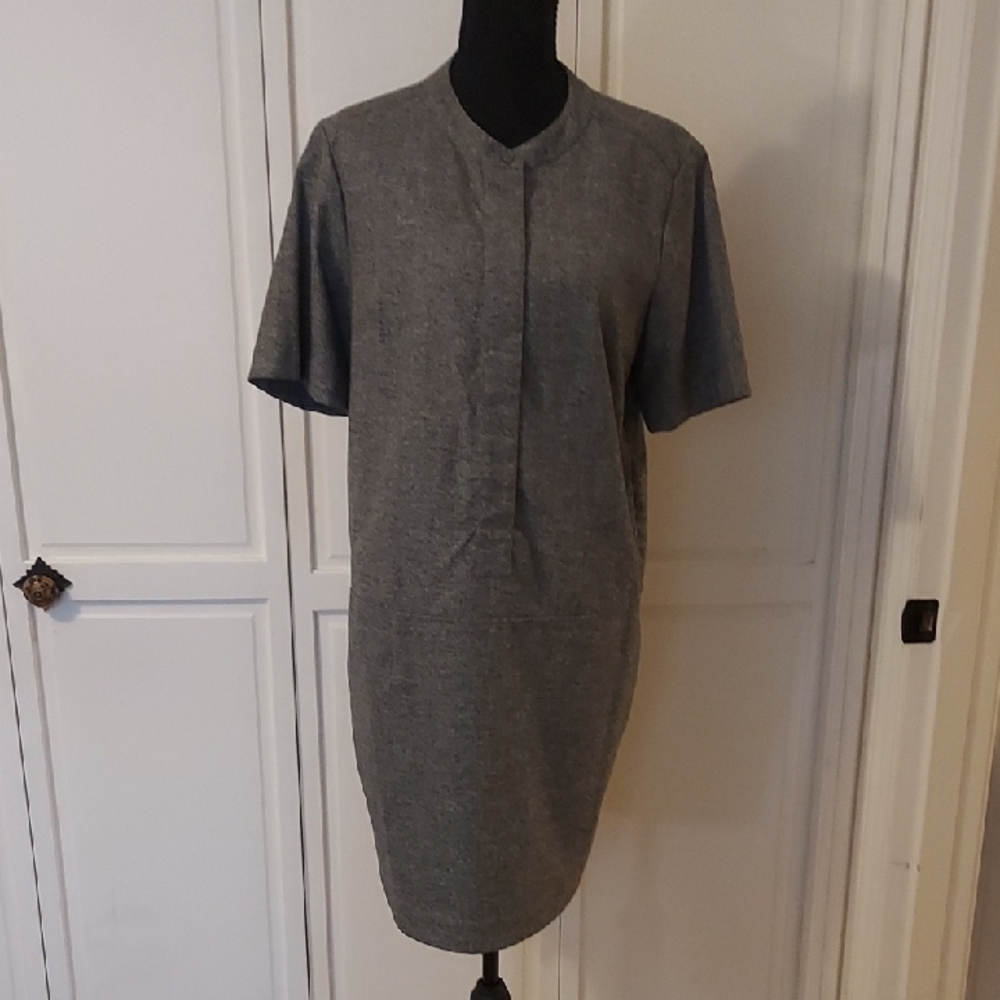Banana Republic Gray Shirt dress With Pockets Size M